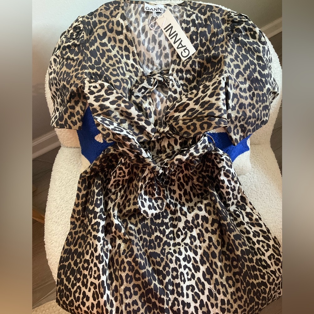 Ganni. NWT. Leopard Tie Front Dress. Spring Summer 2025. Size 42/ LG - Picture 7 of 12